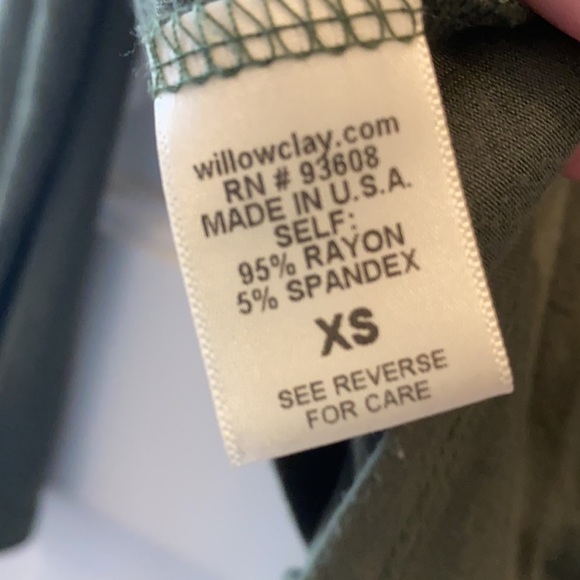 Green long sleeve tee - Picture 5 of 5